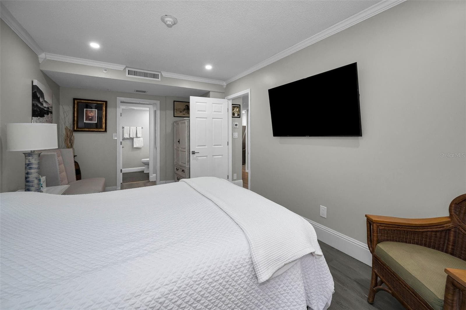 Condominium at 36750 US HIGHWAY 19 N #20-209, PALM HARBOR, photo 12 of 34