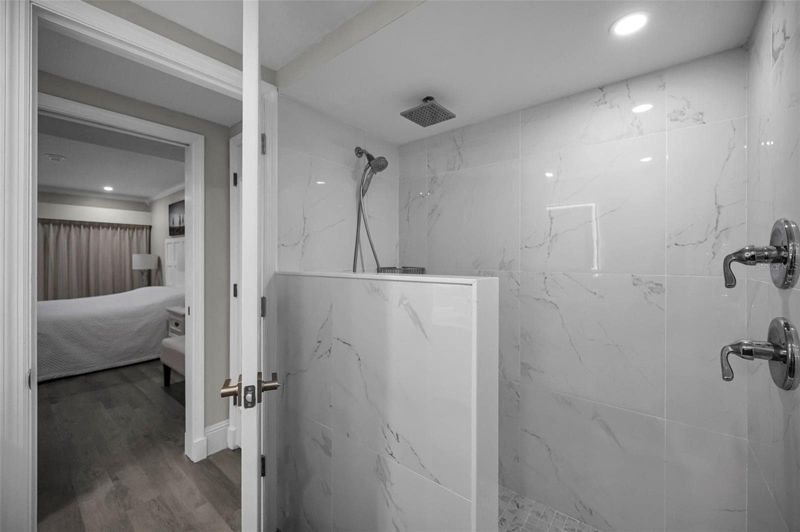 Condominium at 36750 US HIGHWAY 19 N #20-209, PALM HARBOR, photo 16 of 34