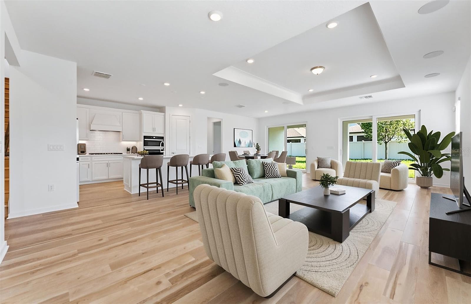 Virtually Staged -Model Representation - 13816 SUNLIGHT MEADOW DR, RIVERVIEW