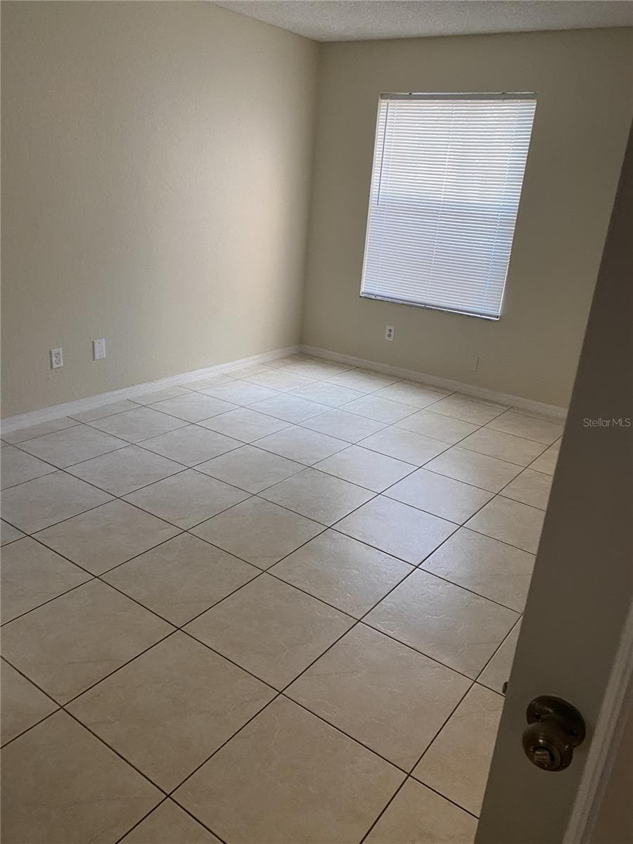 Condominium at 4524 COMMANDER DR #1615, ORLANDO, photo 8 of 14