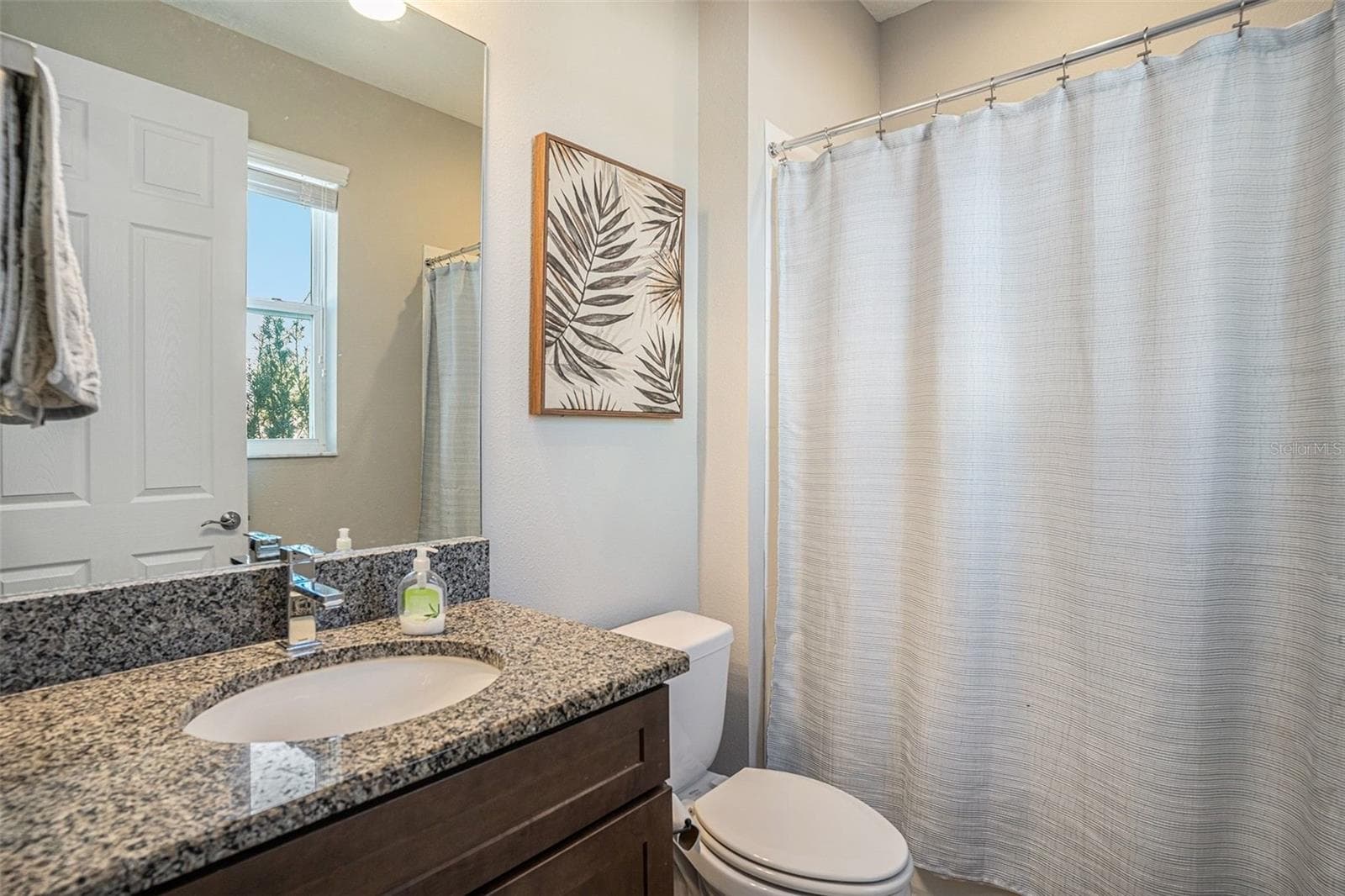 Single Family Residence at 13362 SAGE HOLLOW AVE, RIVERVIEW, photo 13 of 36