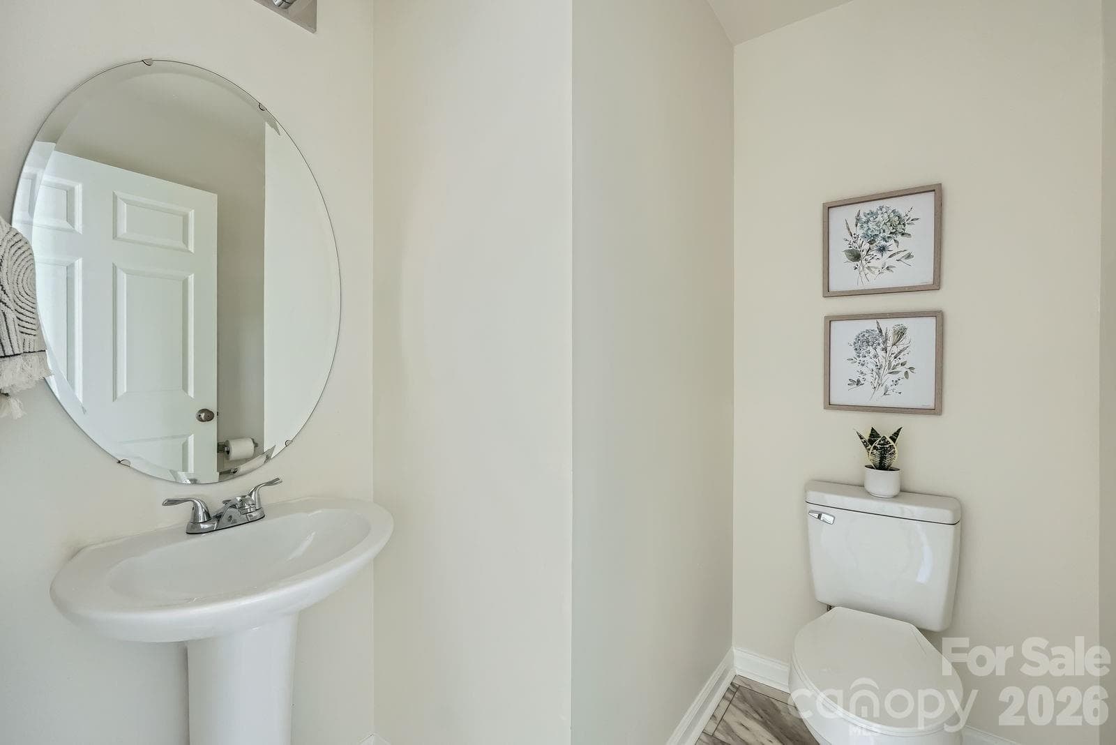 Townhouse at 1610 Ct Brooks Circle, Charlotte, photo 17 of 32