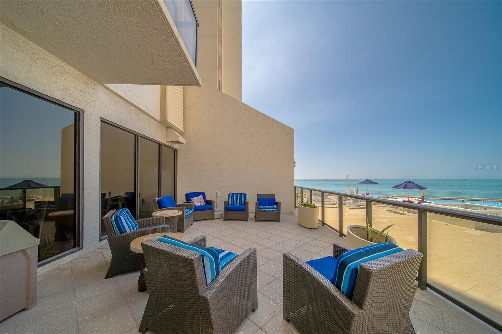 Condominium at 450 S GULFVIEW BLVD #208, CLEARWATER BEACH, photo 32 of 38