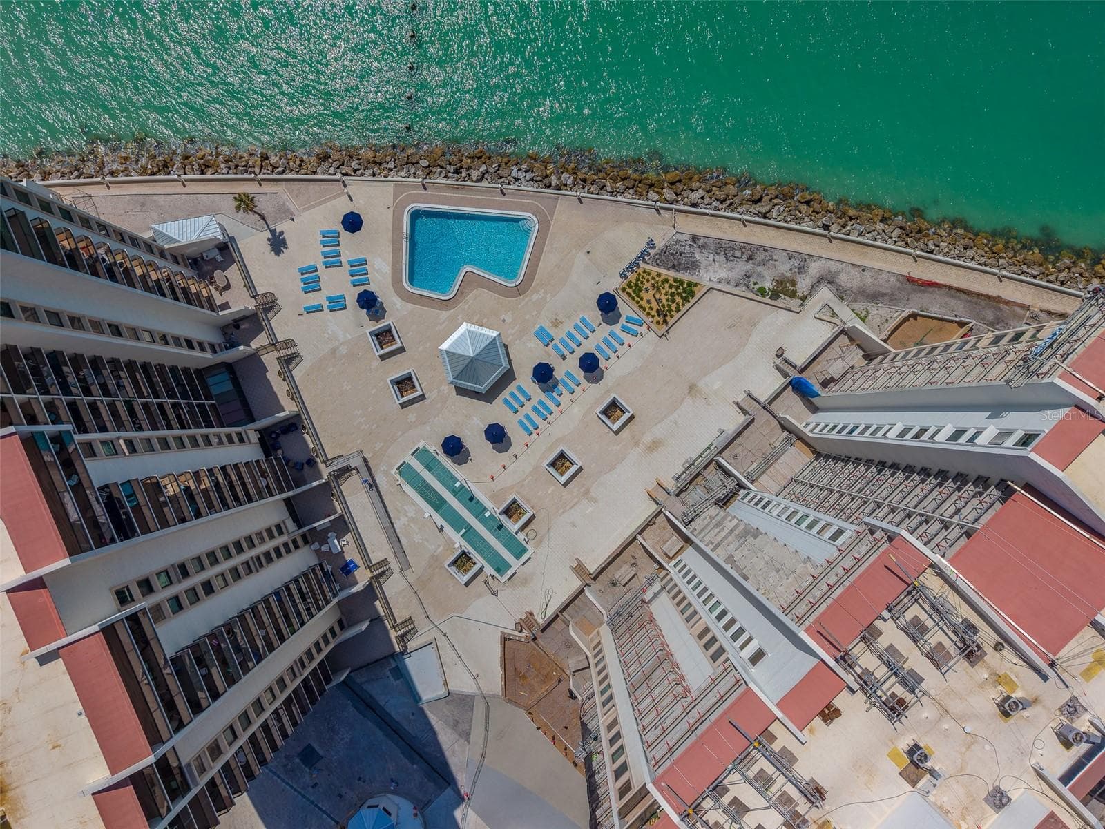 Condominium at 450 S GULFVIEW BLVD #208, CLEARWATER BEACH, photo 37 of 38