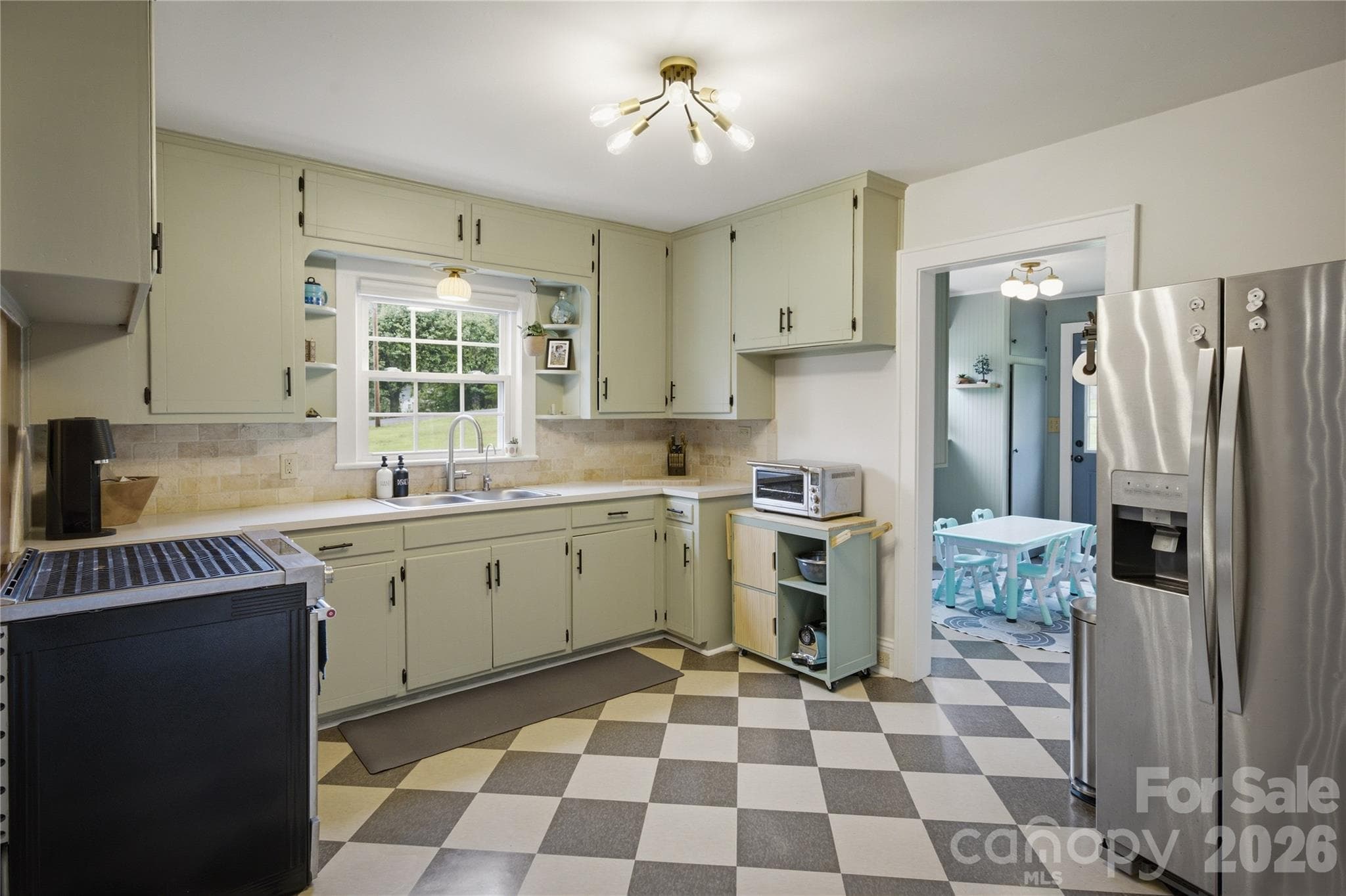 Single Family Residence at 904 Bounous Street NW, Valdese, photo 9 of 31