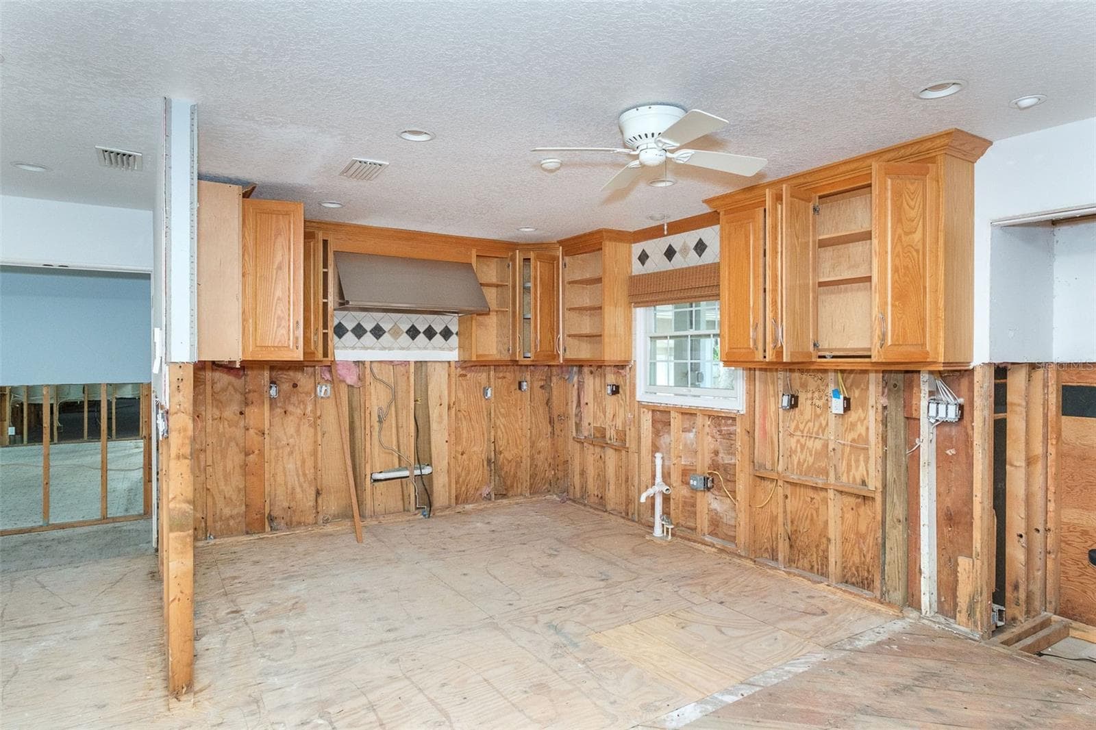 Single Family Residence at 6275 MANASOTA KEY RD, ENGLEWOOD, photo 40 of 61