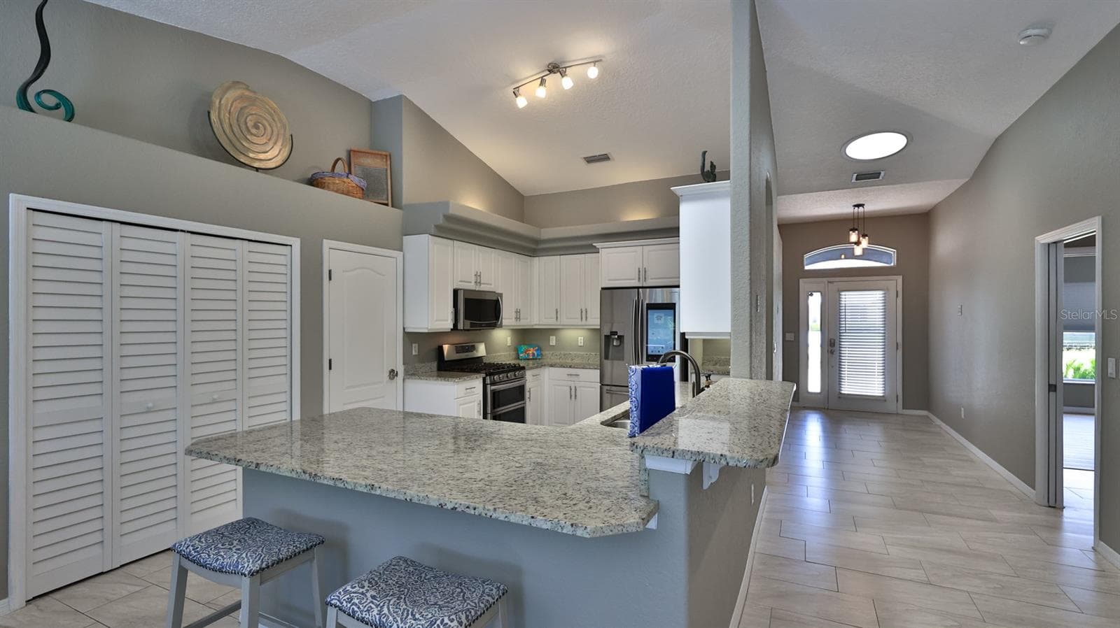 Single Family Residence at 29 ACCLAIM AT LIONSPAW, DAYTONA BEACH, photo 5 of 45