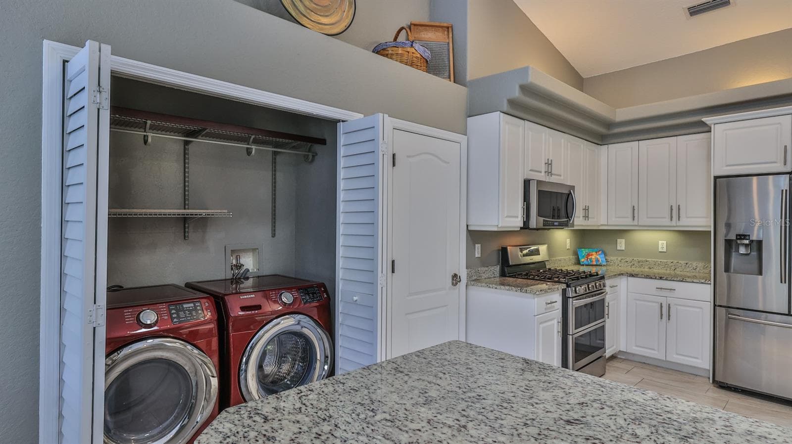 Single Family Residence at 29 ACCLAIM AT LIONSPAW, DAYTONA BEACH, photo 6 of 45