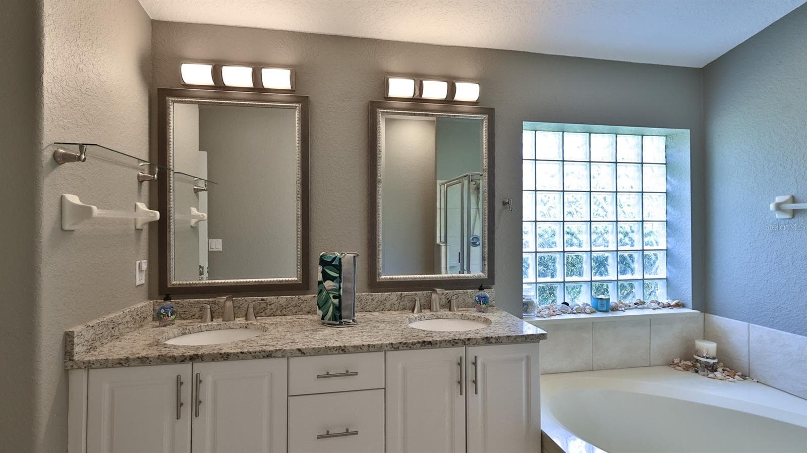 Single Family Residence at 29 ACCLAIM AT LIONSPAW, DAYTONA BEACH, photo 15 of 45