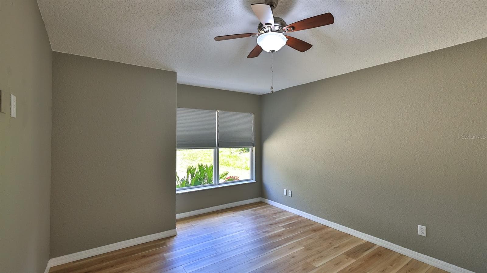 Single Family Residence at 29 ACCLAIM AT LIONSPAW, DAYTONA BEACH, photo 19 of 45