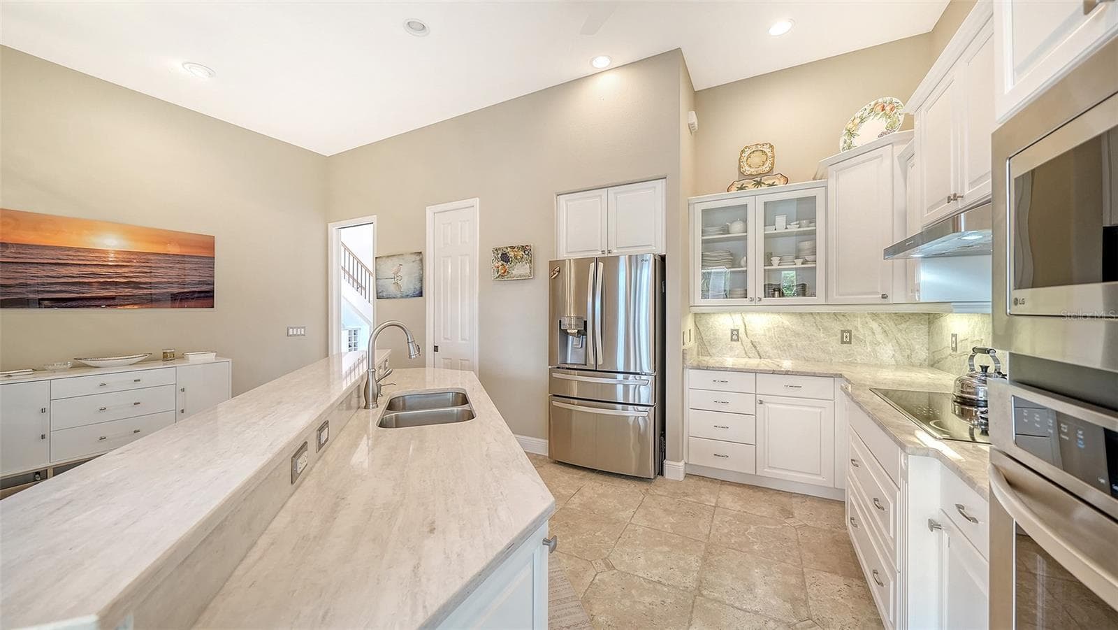 Single Family Residence at 657 HALYARD LN, LONGBOAT KEY, photo 8 of 35