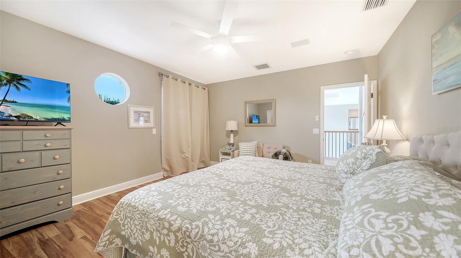Single Family Residence at 657 HALYARD LN, LONGBOAT KEY, photo 18 of 35