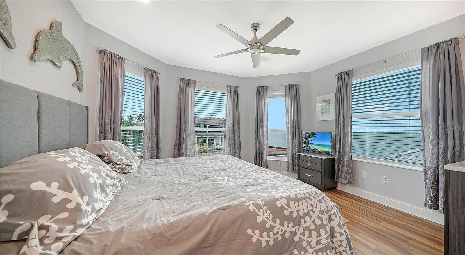 Single Family Residence at 657 HALYARD LN, LONGBOAT KEY, photo 20 of 35
