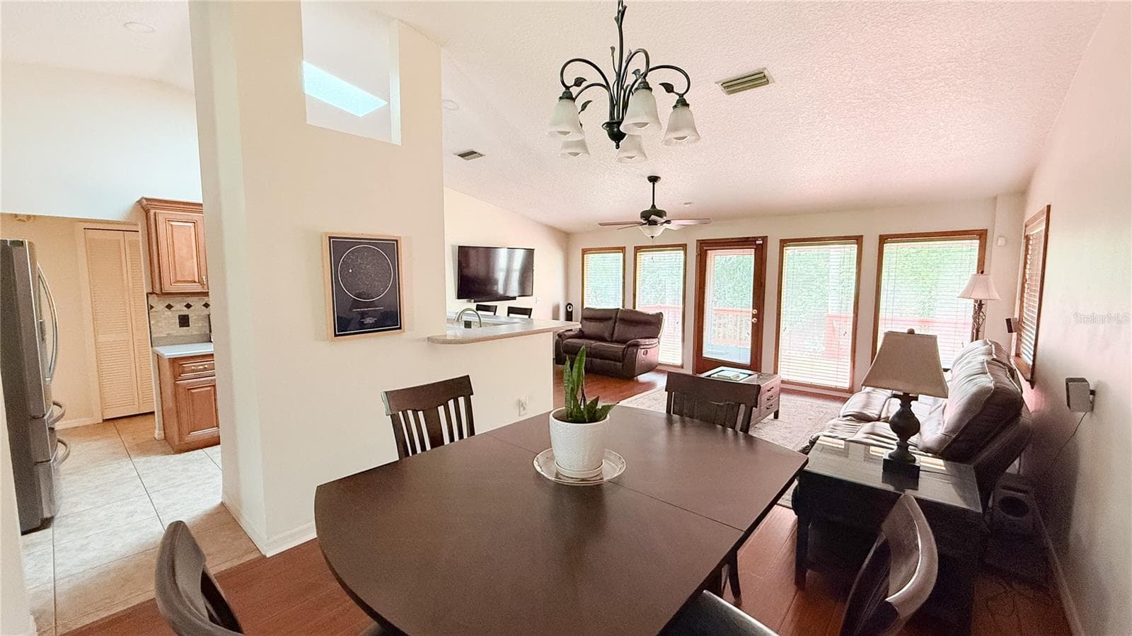 Single Family Residence at 898 CRITTENDEN AVE, ORANGE CITY, photo 15 of 43