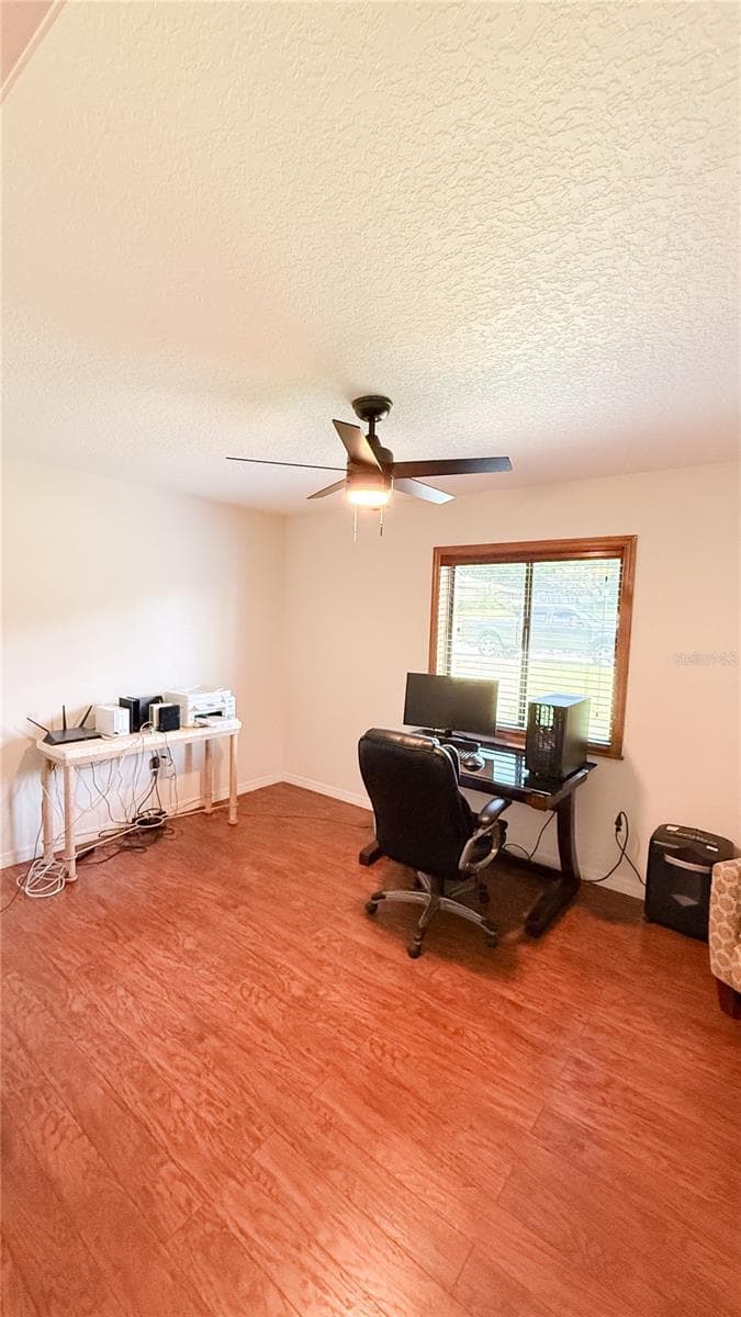 Single Family Residence at 898 CRITTENDEN AVE, ORANGE CITY, photo 29 of 43