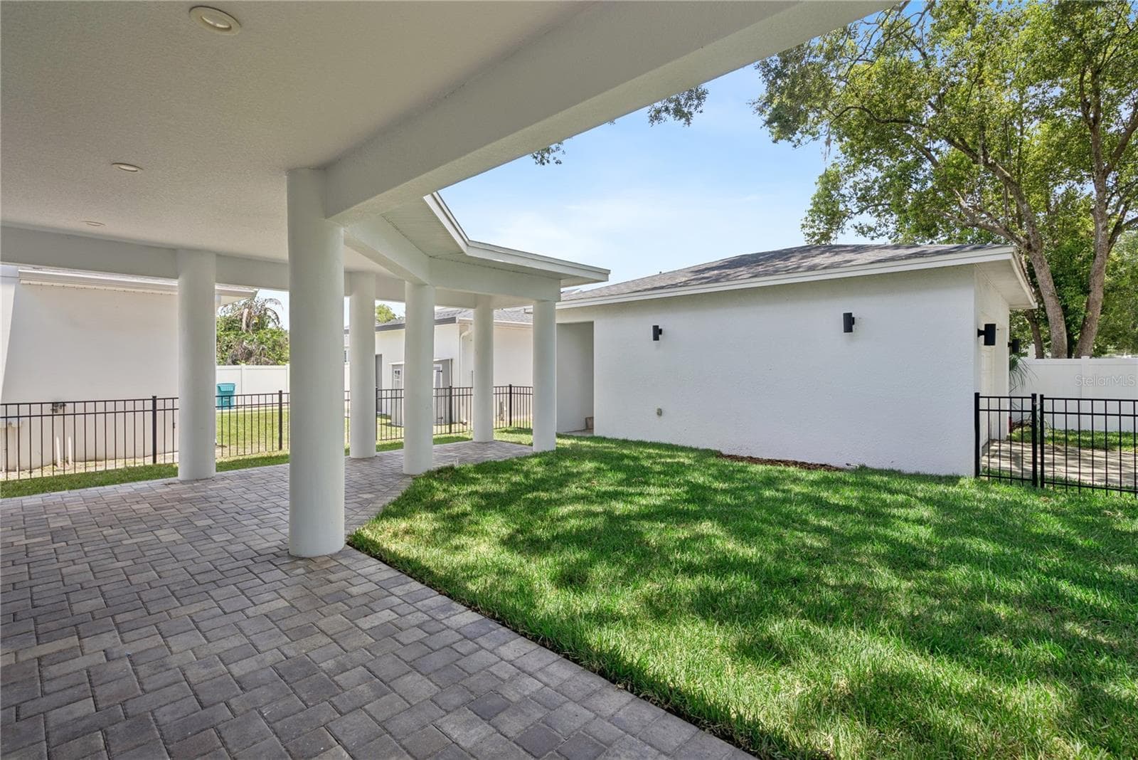 Backyard - 200 E GRANT ST, ORLANDO