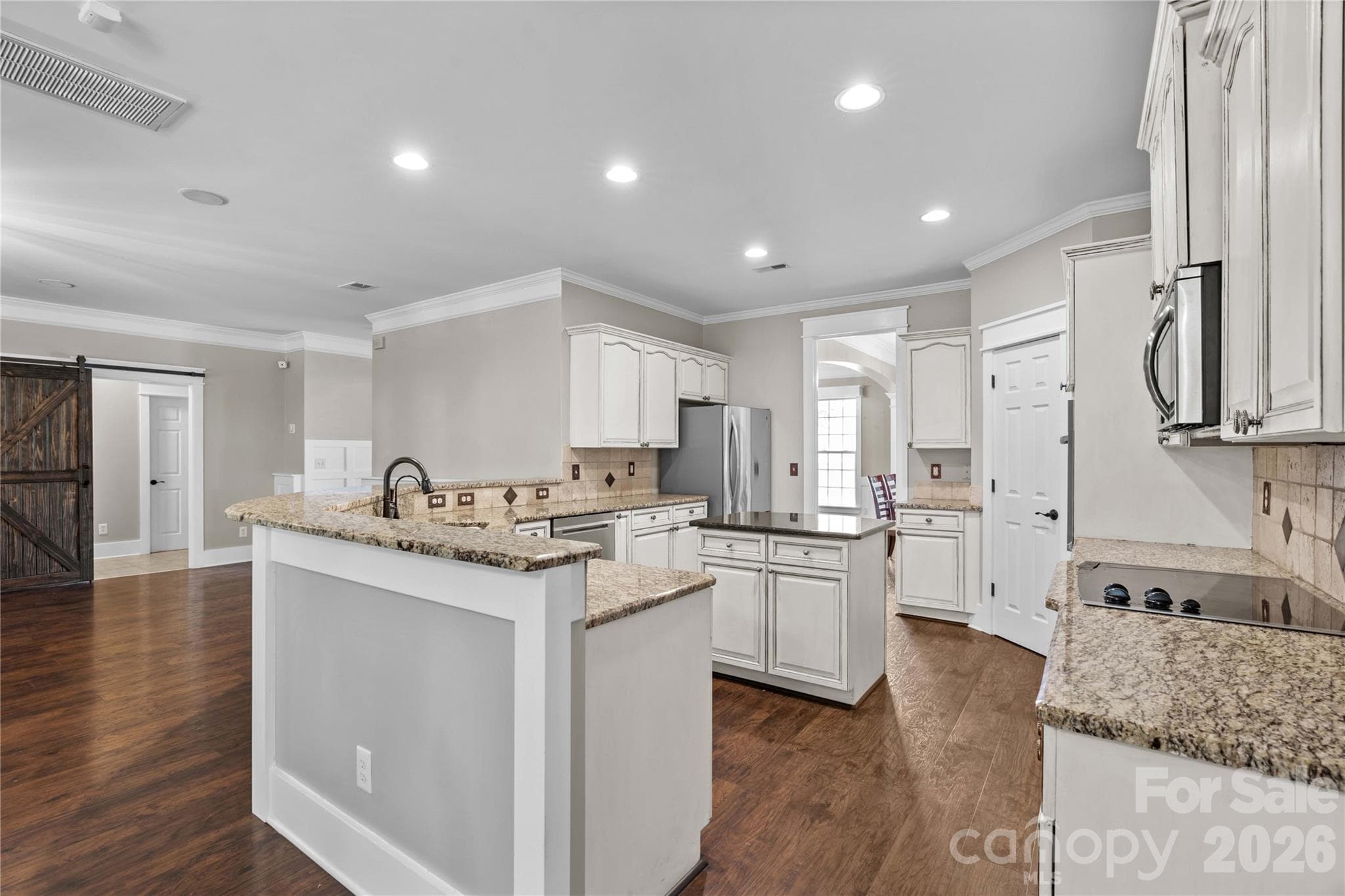 Single Family Residence at 119 Middleton Place, Mooresville, photo 9 of 45