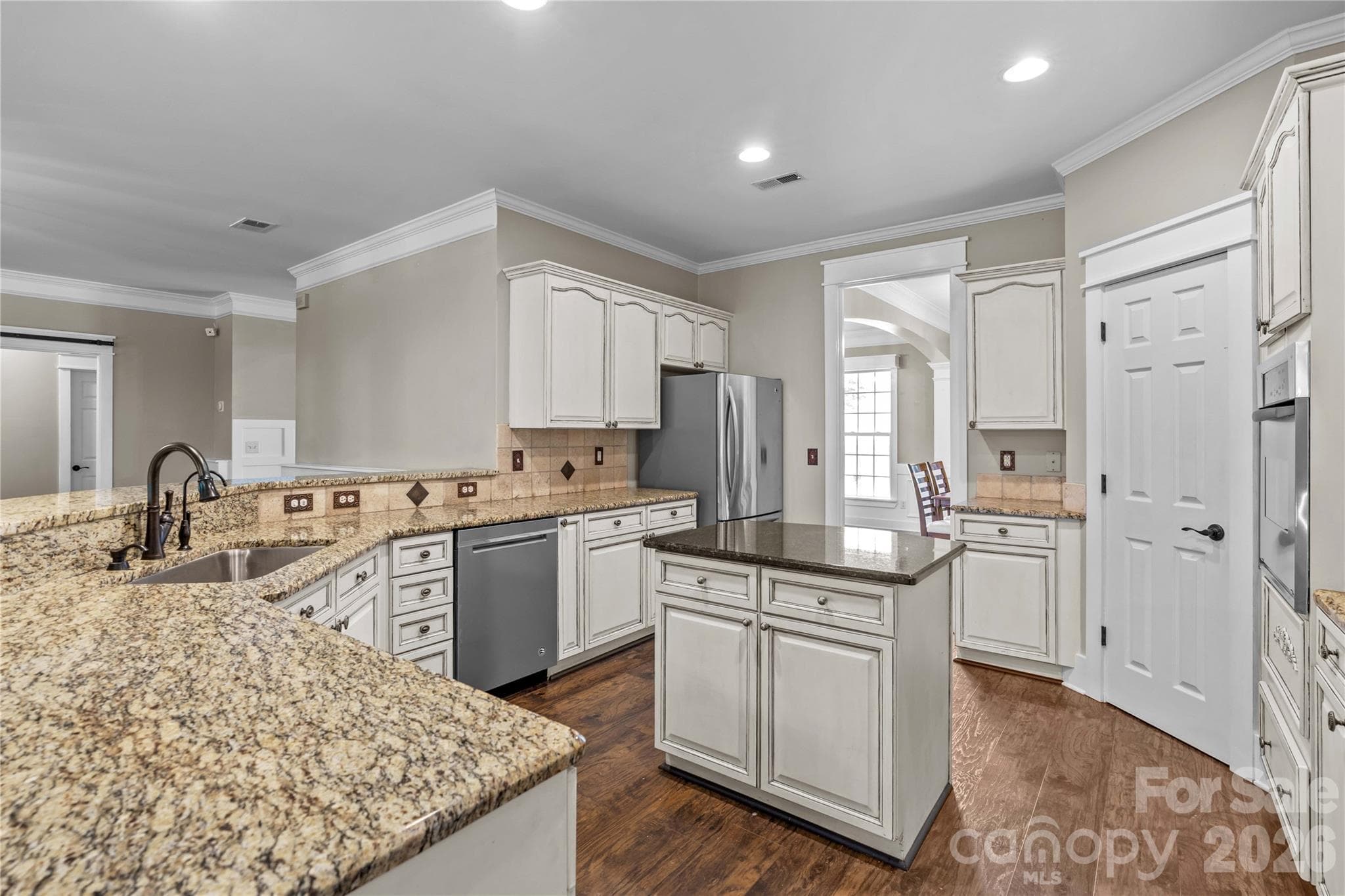 Single Family Residence at 119 Middleton Place, Mooresville, photo 10 of 45