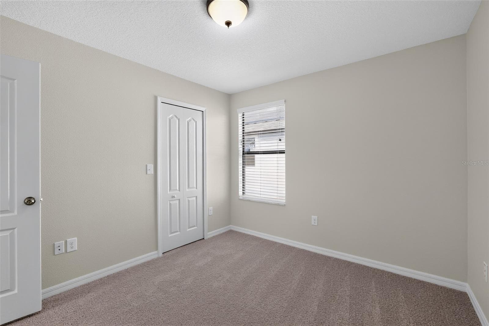 Single Family Residence at 10105 NEWMINSTER LOOP, RUSKIN, photo 10 of 15