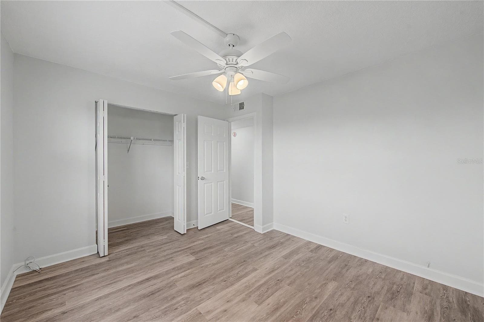 Condominium at 800 COVE CAY DR #5G, CLEARWATER, photo 33 of 59