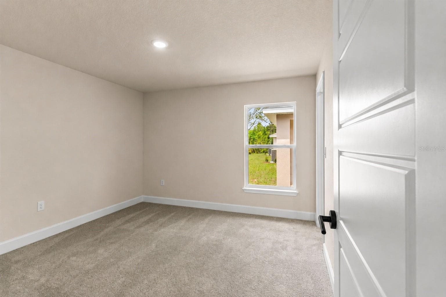 Single Family Residence at 1667 ANN ROSE WAY, LEESBURG, photo 13 of 19