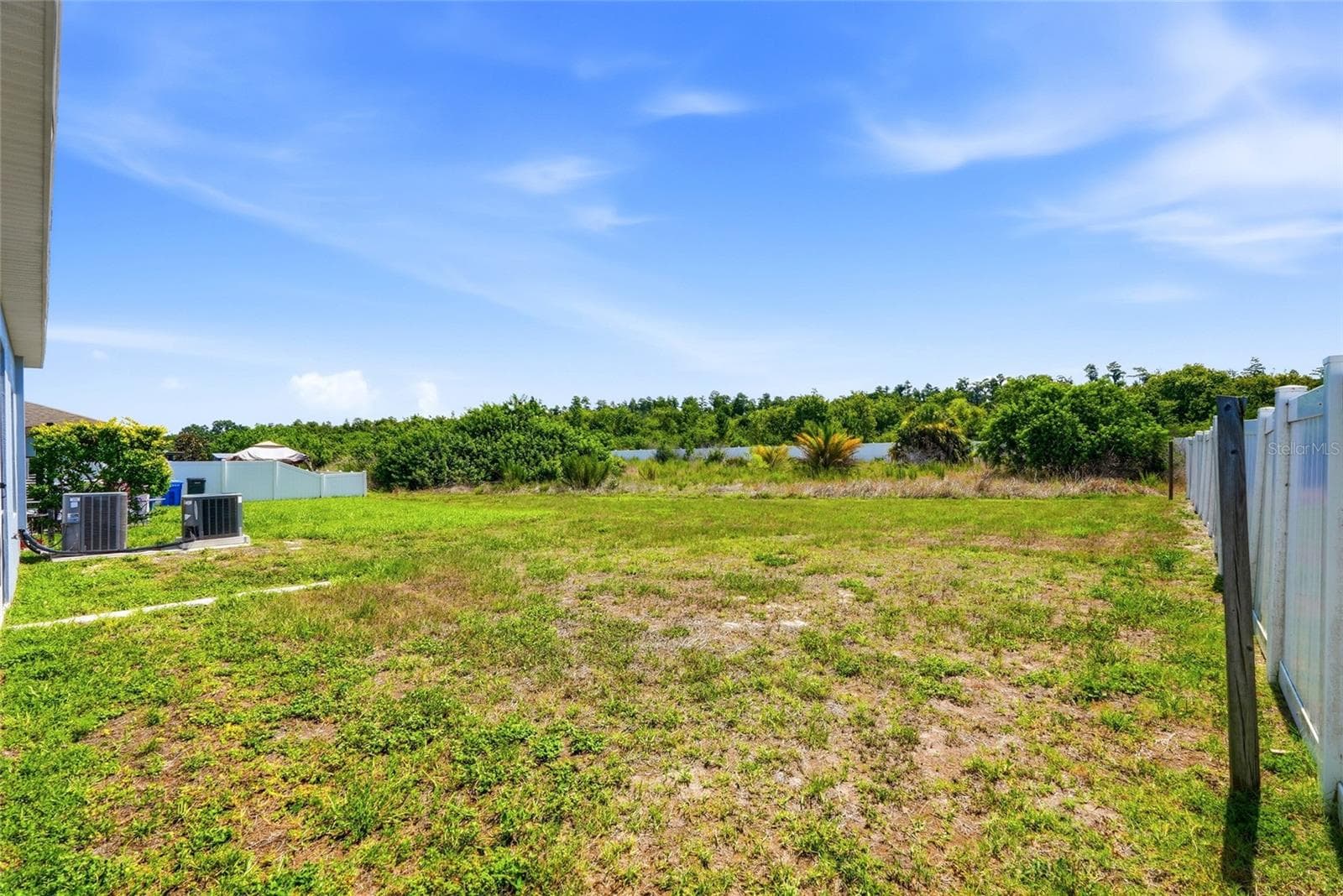 Single Family Residence at 909 MEADOW GLADE DR, RUSKIN, photo 48 of 66