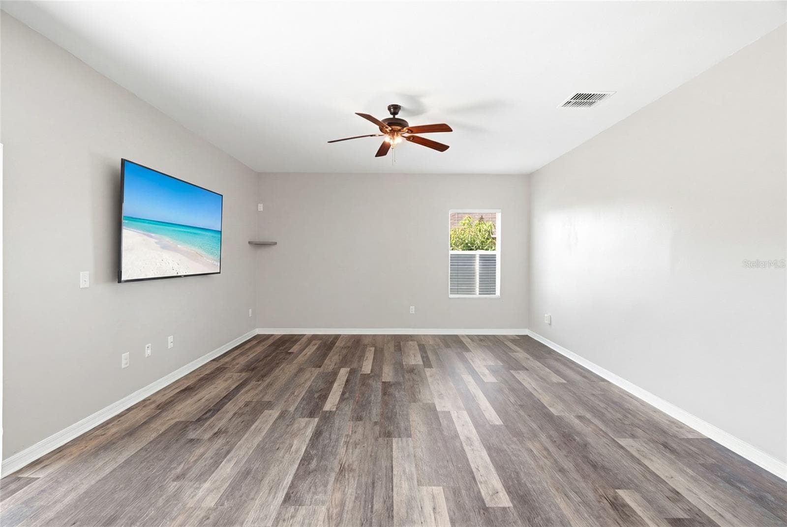 Single Family Residence at 909 MEADOW GLADE DR, RUSKIN, photo 17 of 66