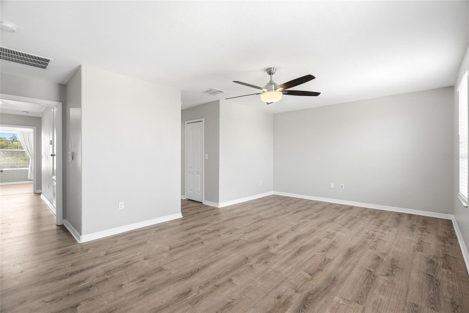 Single Family Residence at 909 MEADOW GLADE DR, RUSKIN, photo 32 of 66