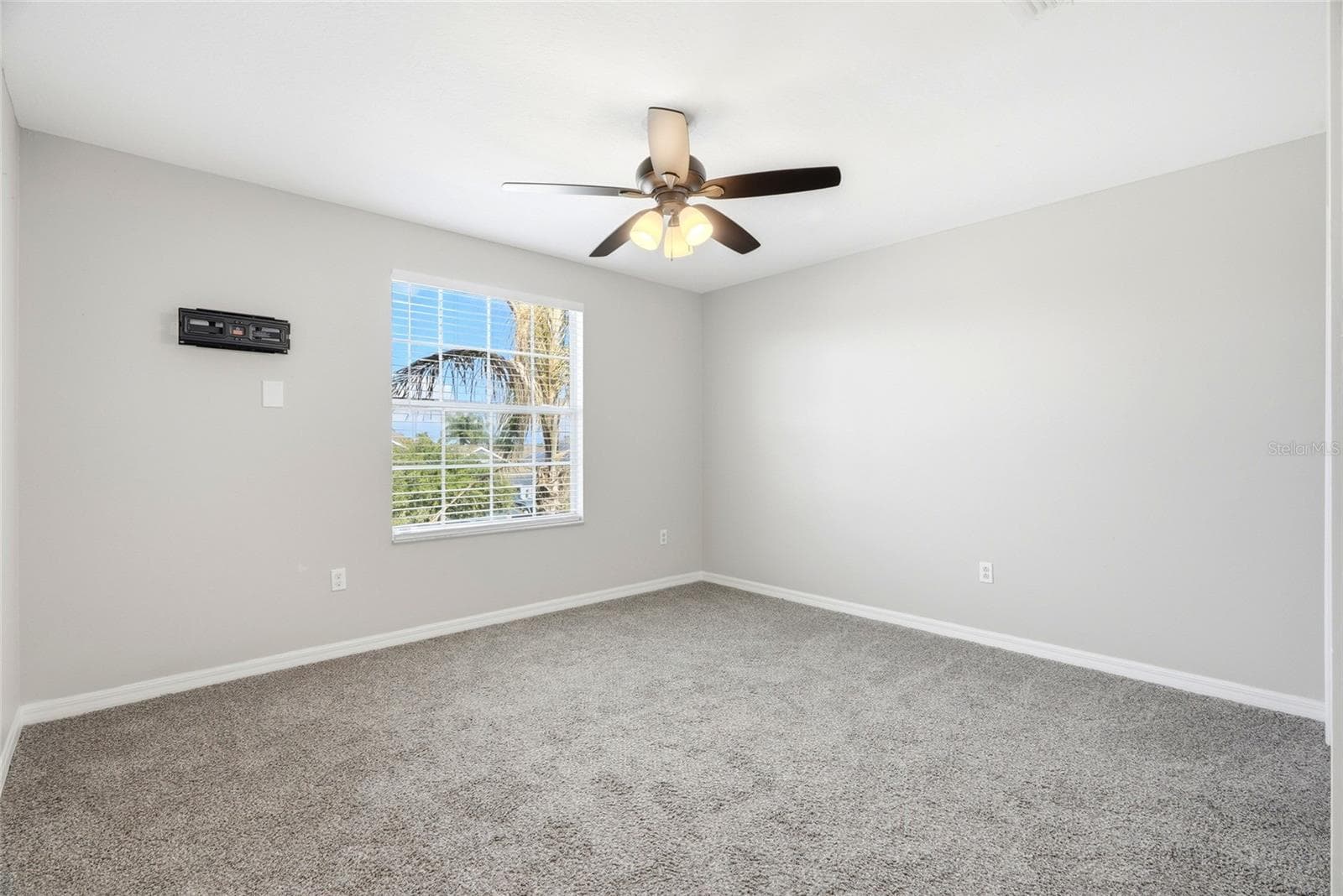 Single Family Residence at 909 MEADOW GLADE DR, RUSKIN, photo 45 of 66