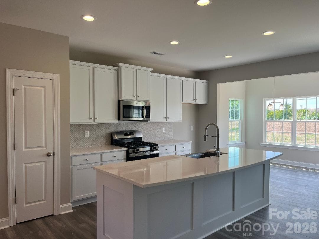Gourmet Kitchen w/Oversized Kitchen Island - 262 Corrie Ann Drive, Concord