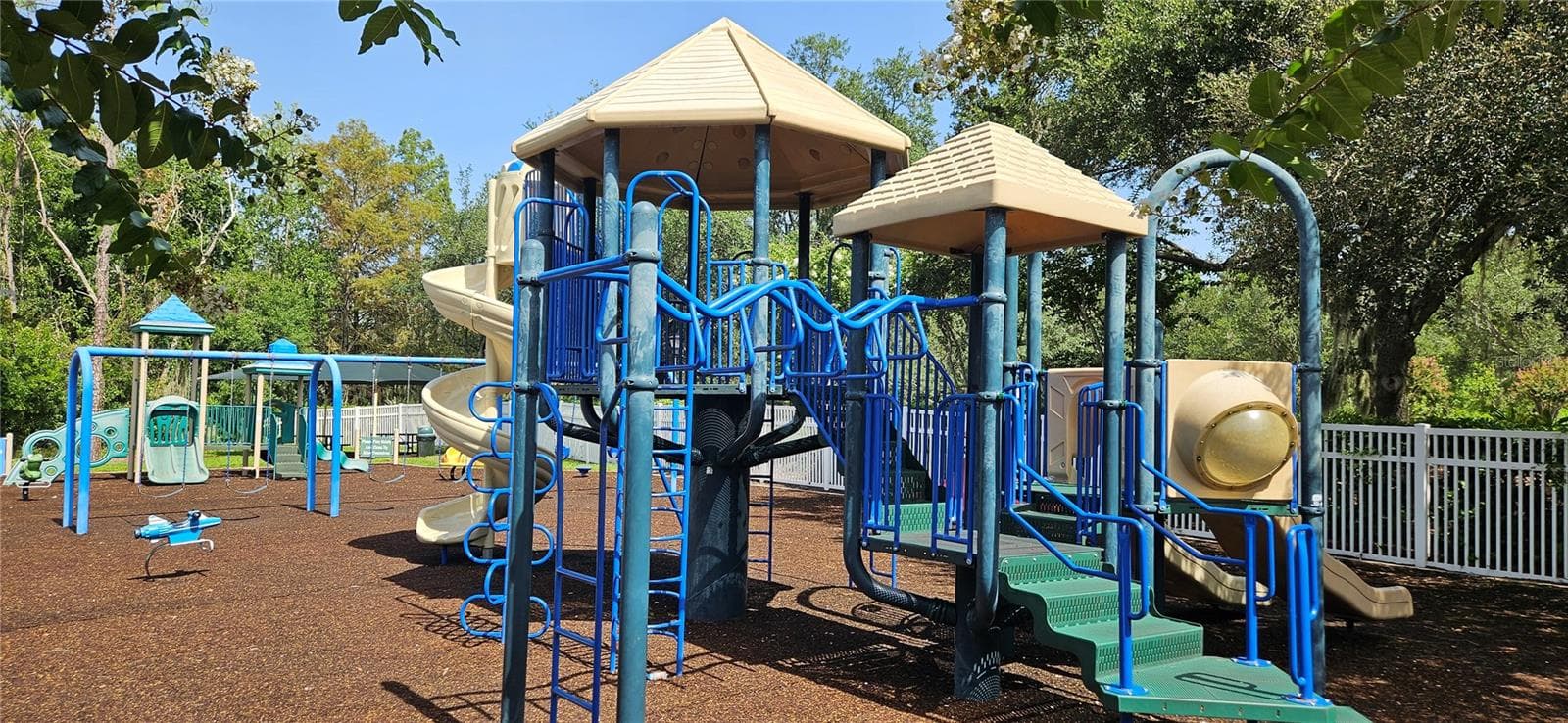 Single Family Residence at 26351 WHIRLAWAY TER, WESLEY CHAPEL, photo 33 of 43