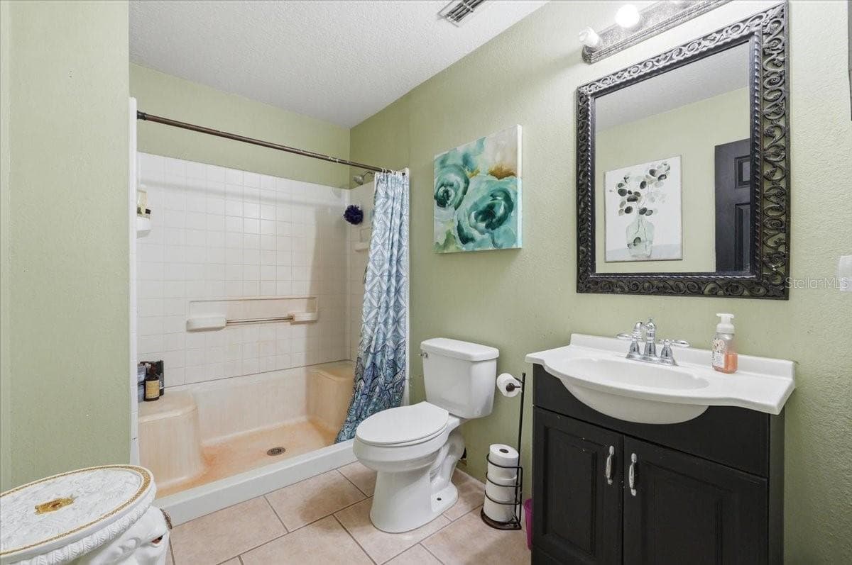 Master Bathroom - 14445 COMMONWEALTH AVE N, POLK CITY