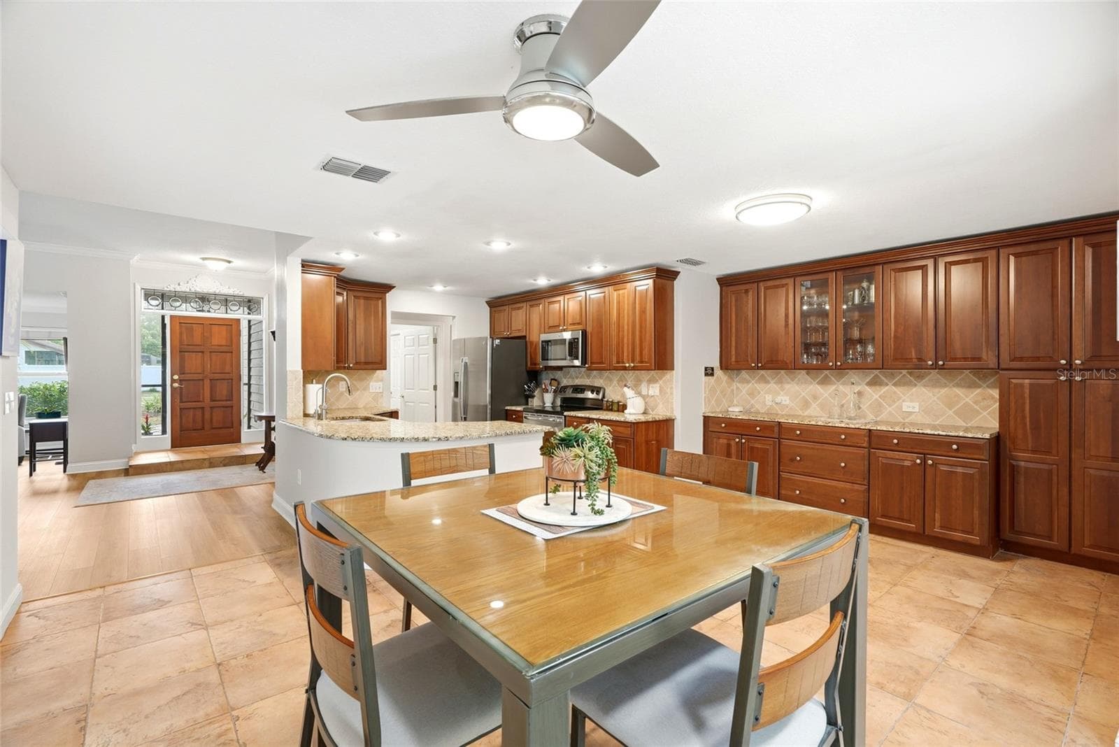 Kitchen/Dining Room - 4733 LAKE VALENCIA BLVD W, PALM HARBOR