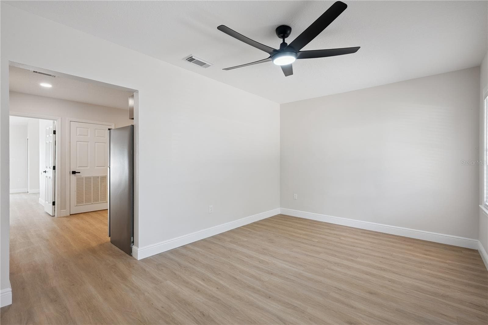 Duplex at 201 E MURIEL ST, ORLANDO, photo 13 of 28