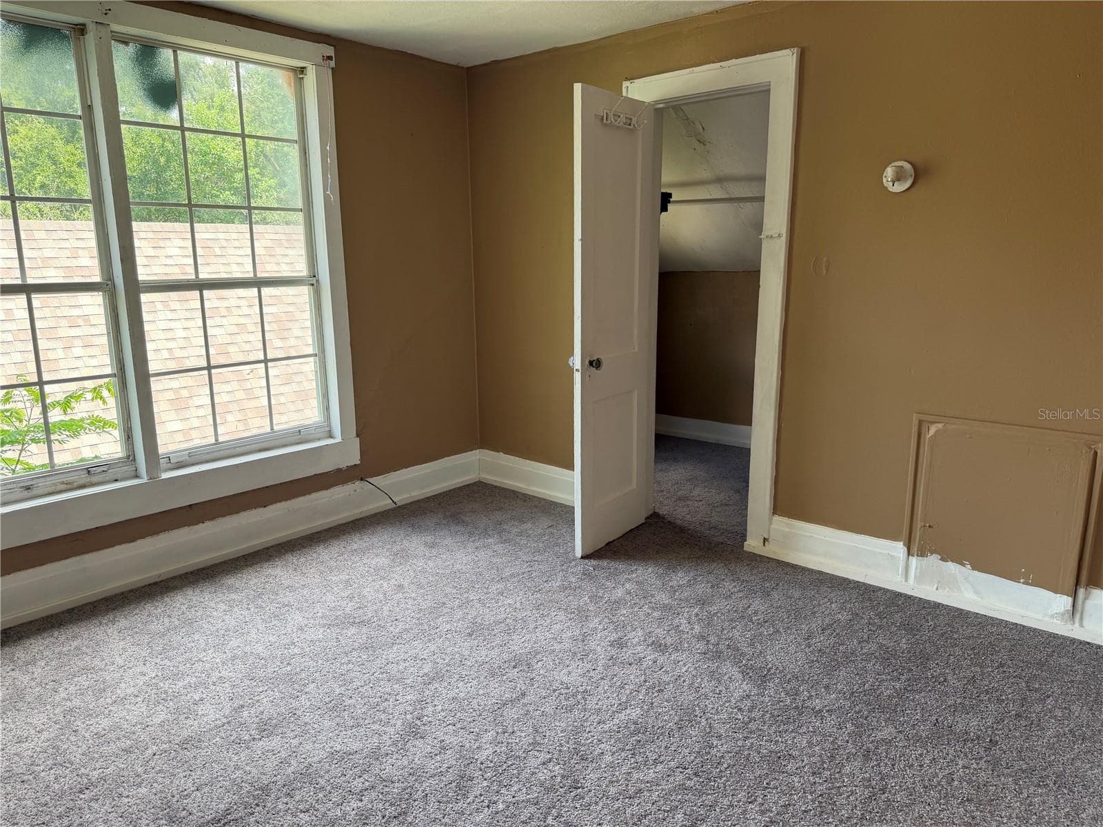 Single Family Residence at 444 AVENUE B NE, WINTER HAVEN, photo 12 of 15