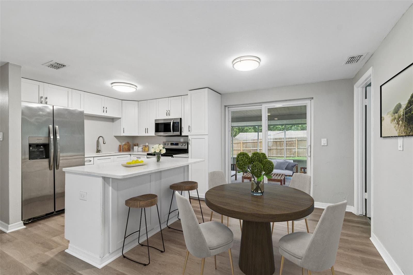 Single Family Residence at 1124 JADEWOOD AVE, CLEARWATER, photo 9 of 45