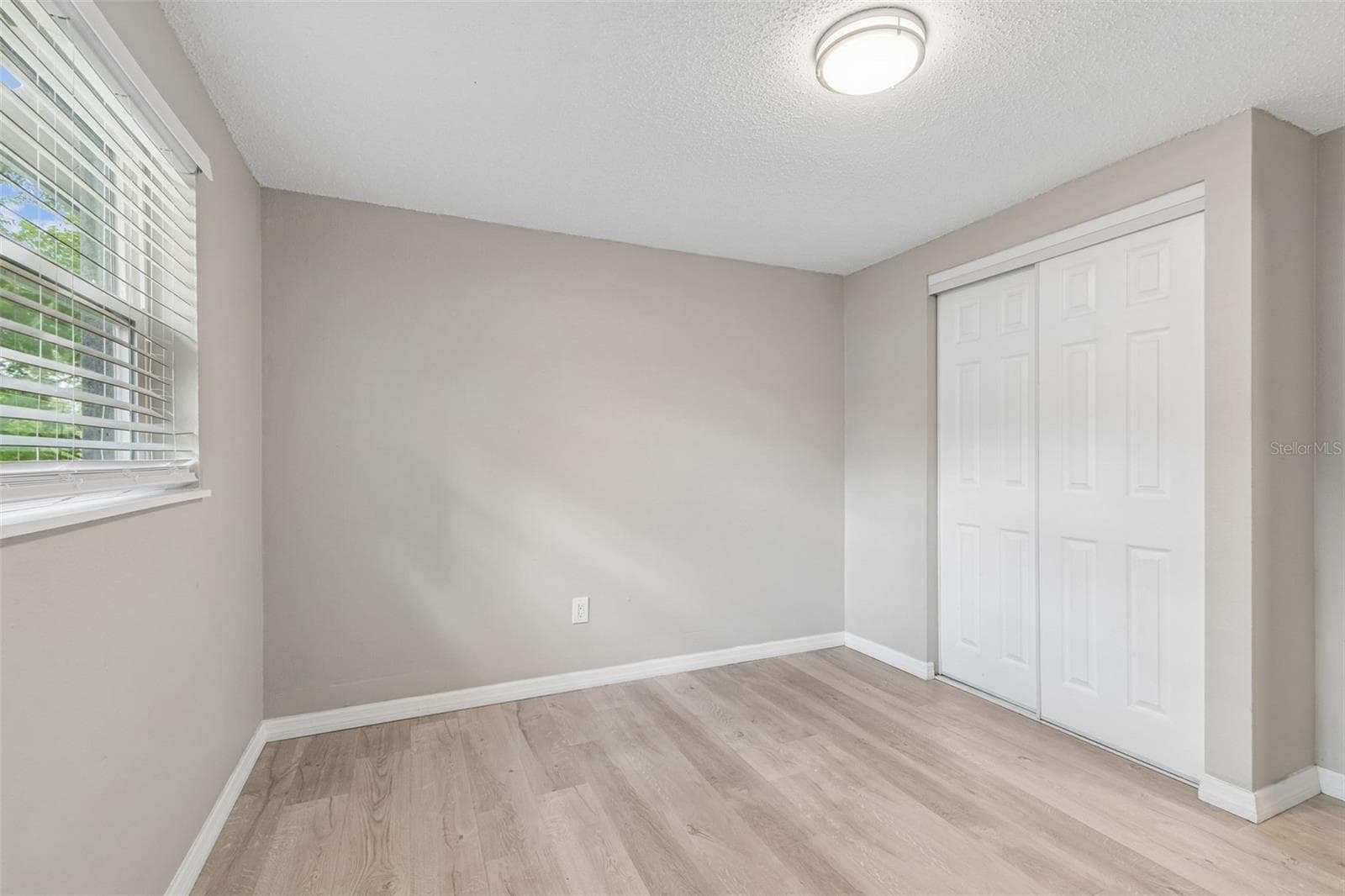 Single Family Residence at 1124 JADEWOOD AVE, CLEARWATER, photo 24 of 45