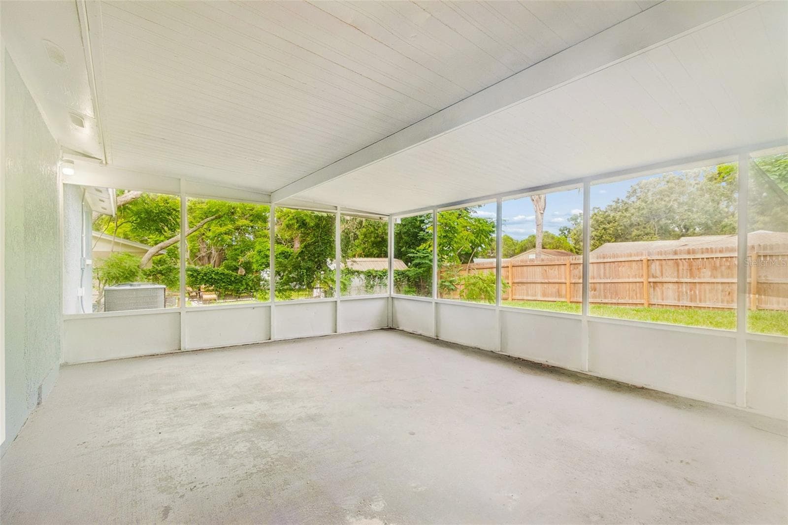 Single Family Residence at 1124 JADEWOOD AVE, CLEARWATER, photo 35 of 45