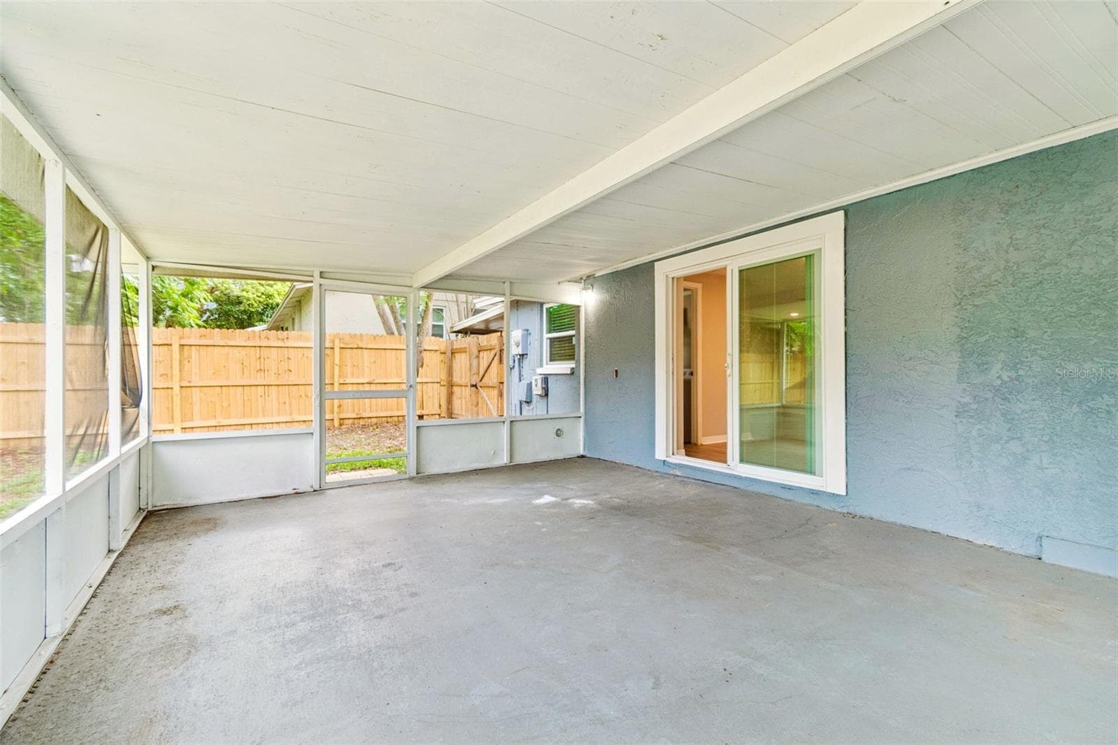 Single Family Residence at 1124 JADEWOOD AVE, CLEARWATER, photo 36 of 45
