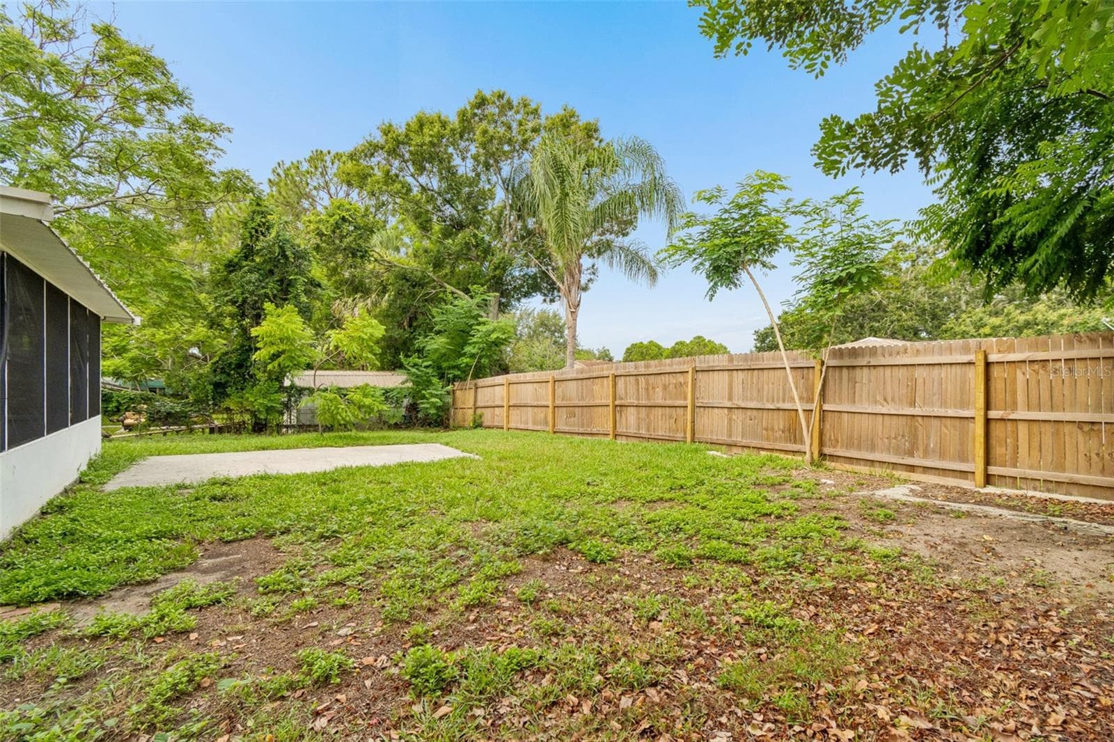 Single Family Residence at 1124 JADEWOOD AVE, CLEARWATER, photo 38 of 45