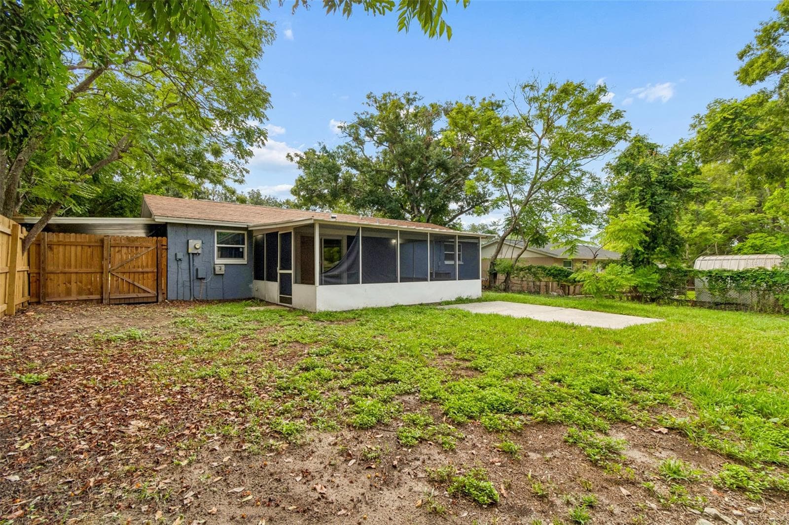 Single Family Residence at 1124 JADEWOOD AVE, CLEARWATER, photo 39 of 45