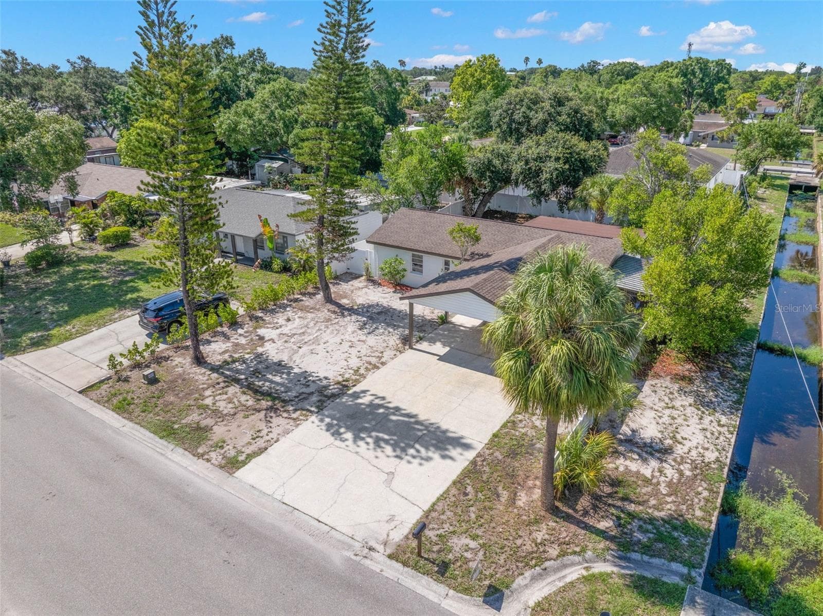 Single Family Residence at 3816 W PAXTON AVE, TAMPA, photo 40 of 45