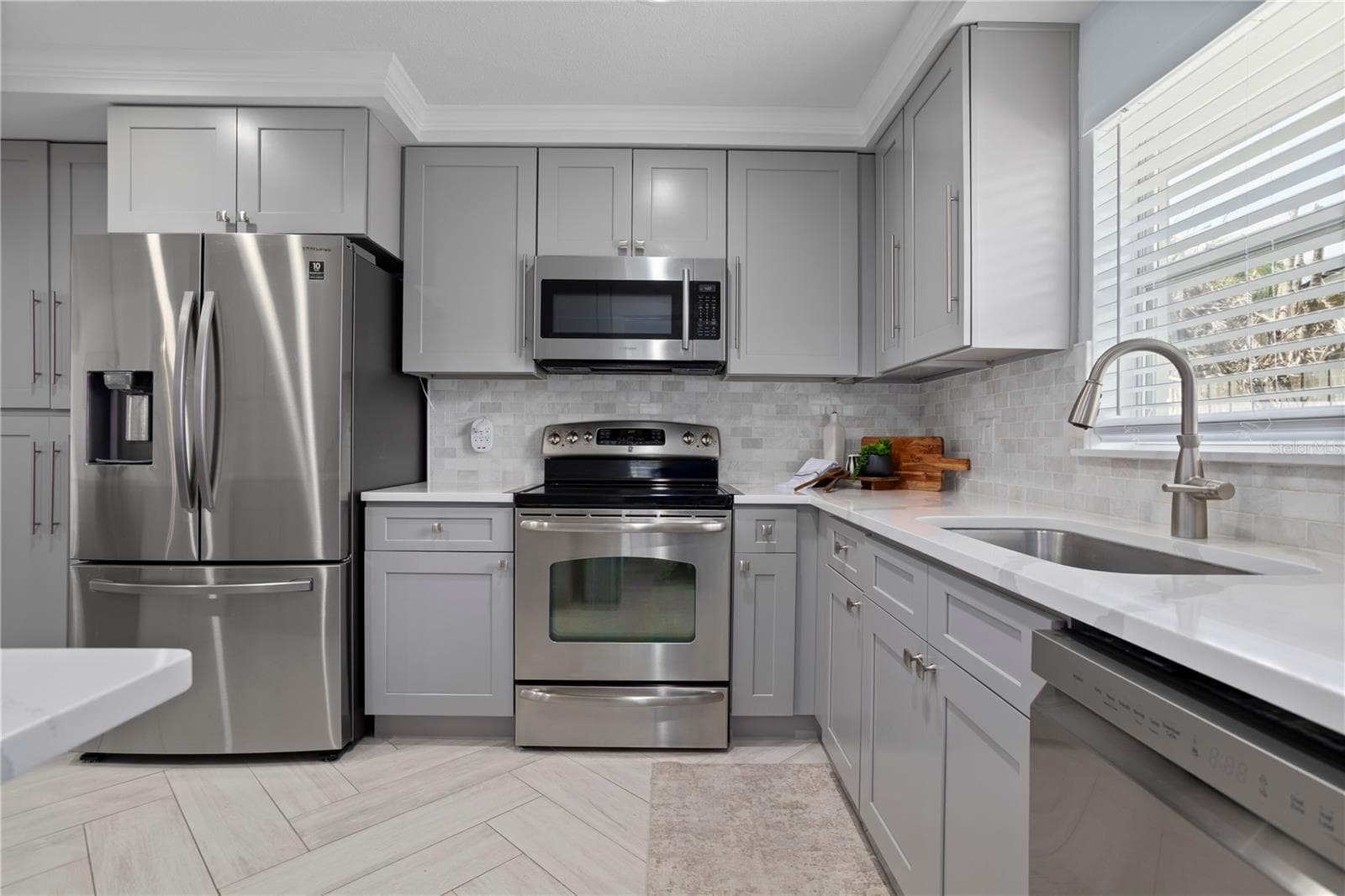 Single Family Residence at 2130 DELORAINE TRL, MAITLAND, photo 13 of 47