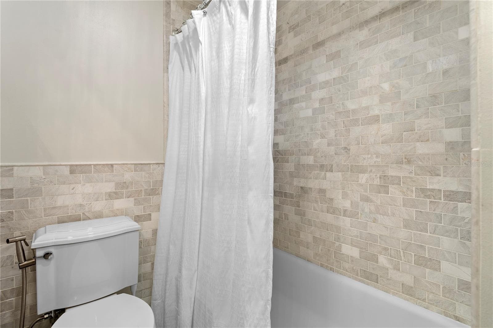 Single Family Residence at 2130 DELORAINE TRL, MAITLAND, photo 30 of 47