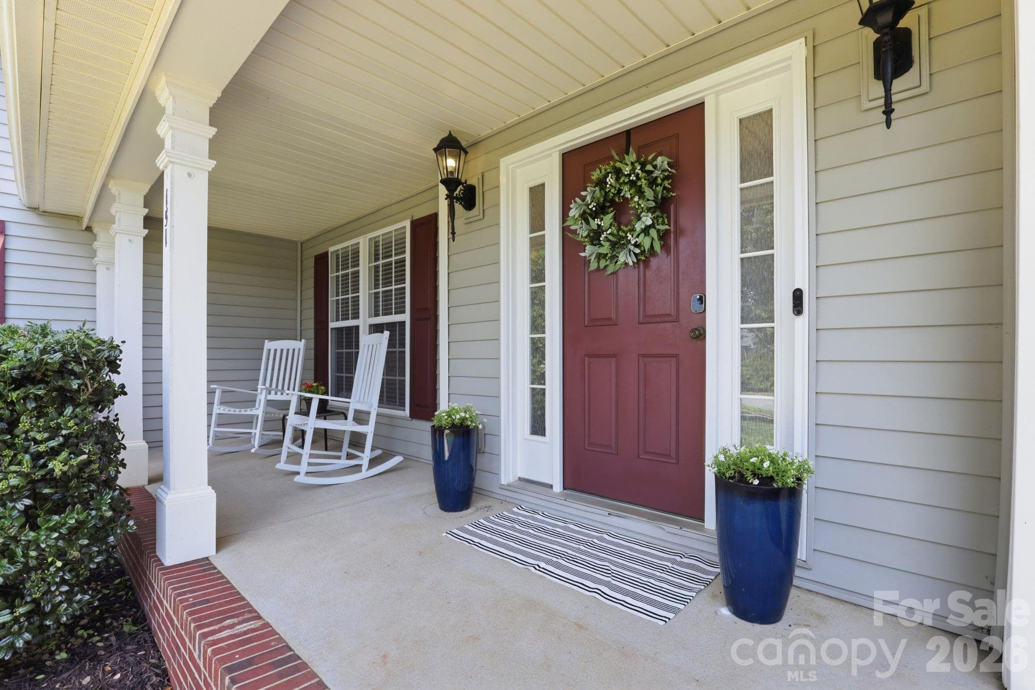 Single Family Residence at 151 Corona Circle, Mooresville, photo 6 of 48