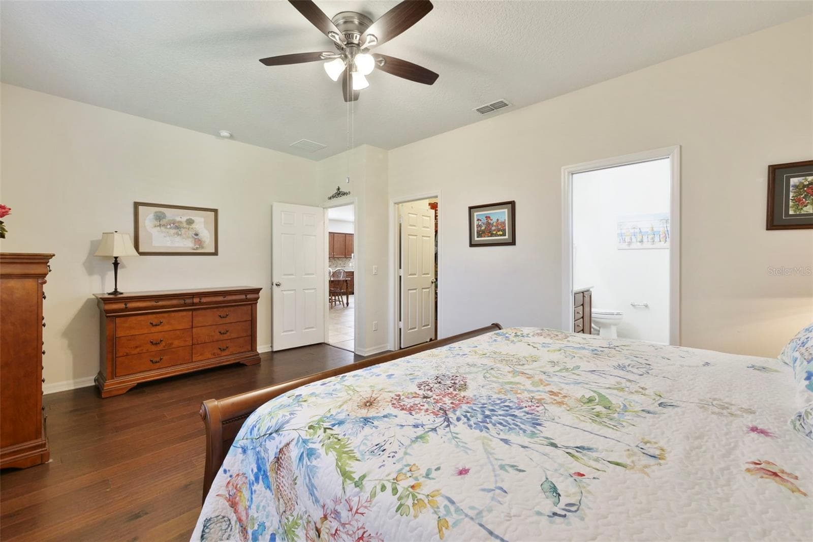 Single Family Residence at 21315 SORRAIA CV, MOUNT DORA, photo 25 of 33