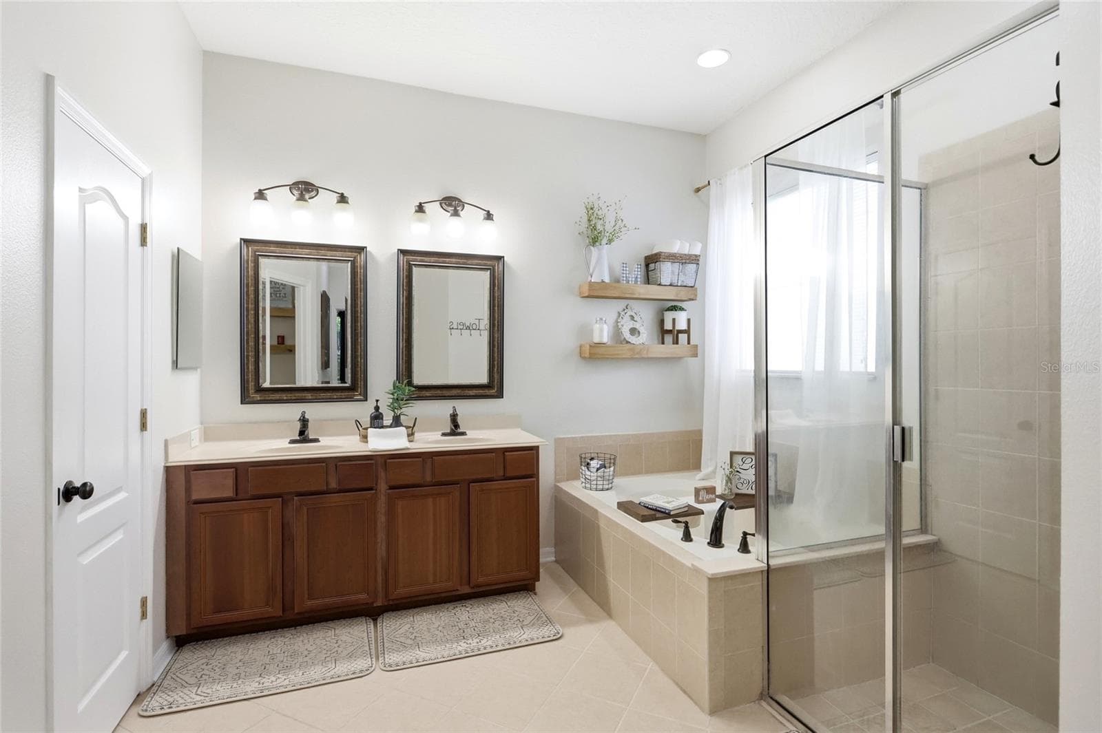Primary Bath - 103 ASTERBROOKE DR, DELAND