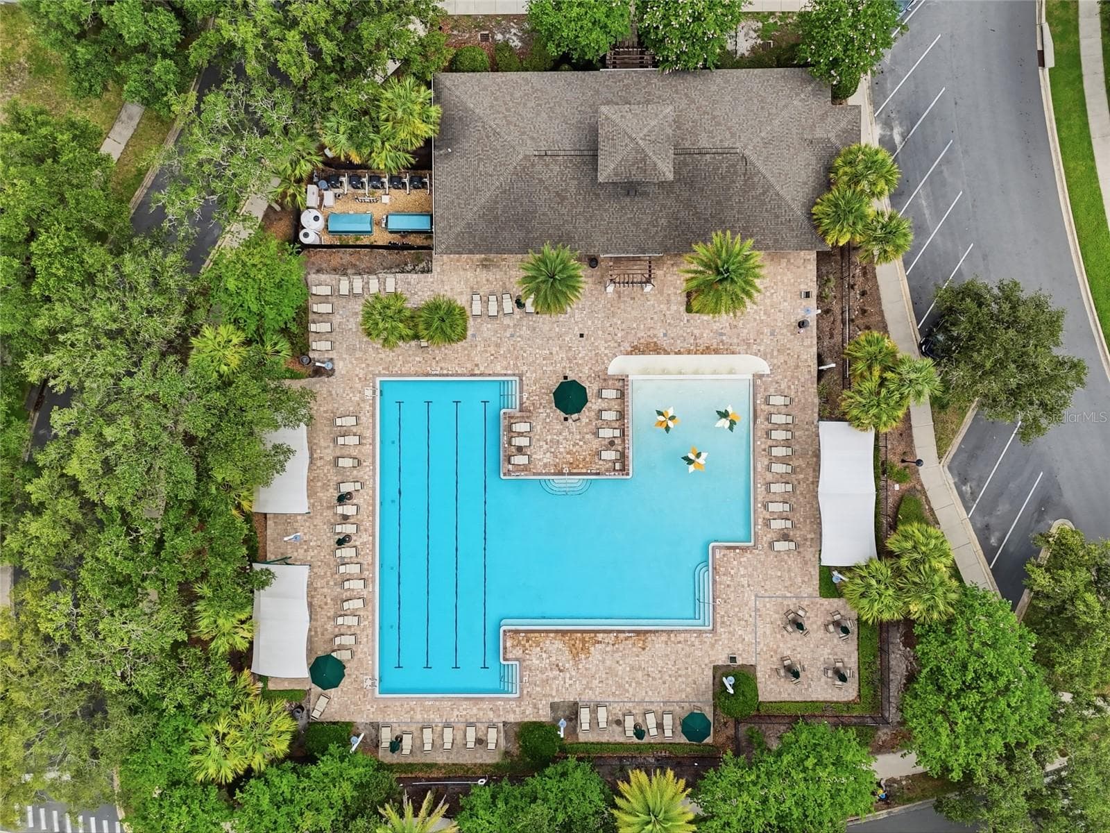Pool - 103 ASTERBROOKE DR, DELAND