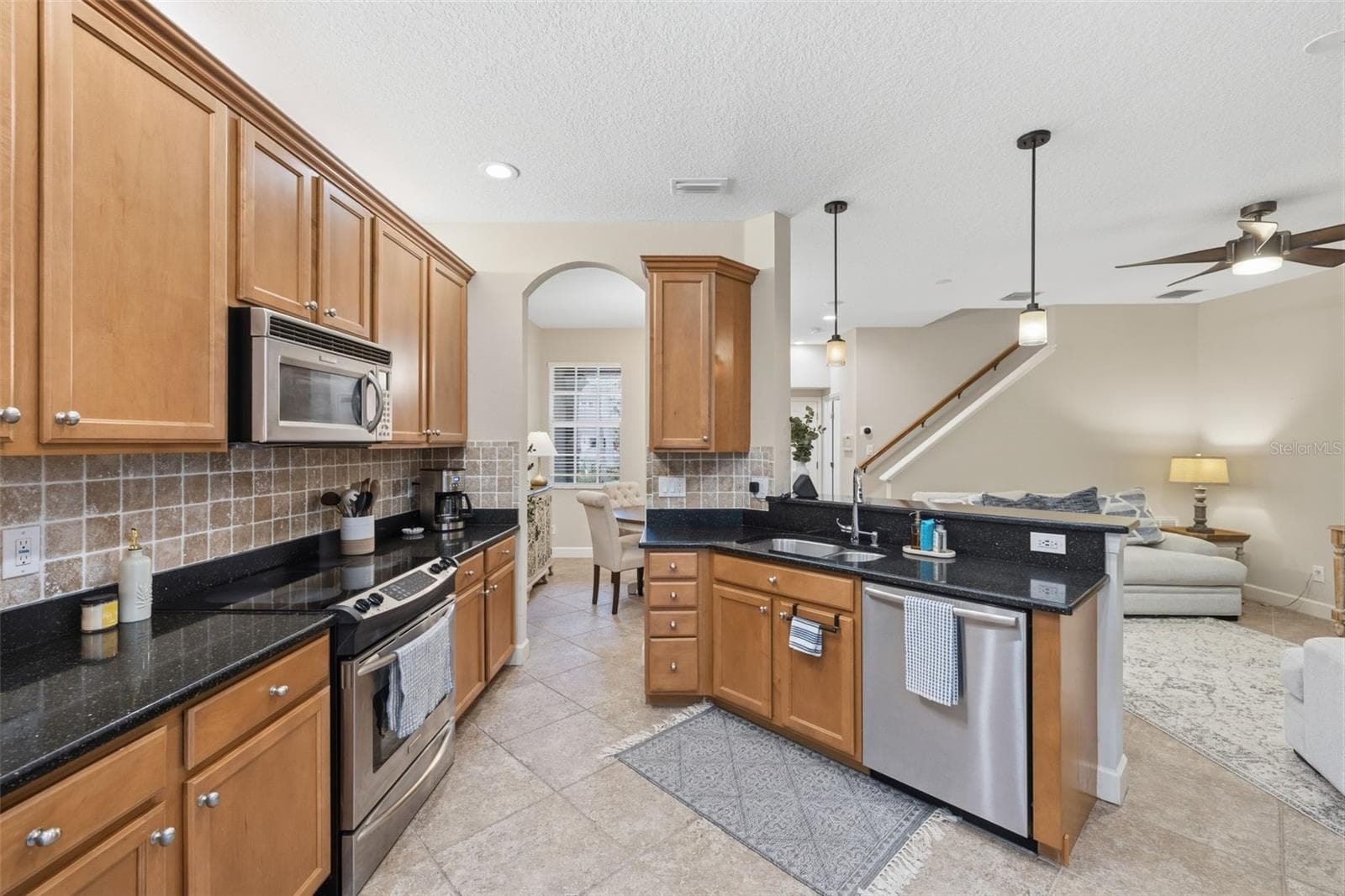 Kitchen - 14613 MIRABELLE VISTA CIR, TAMPA