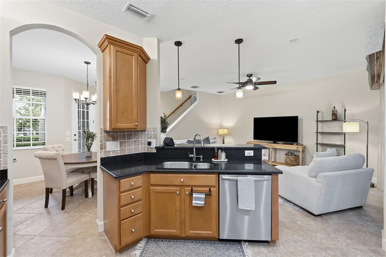 Kitchen - 14613 MIRABELLE VISTA CIR, TAMPA